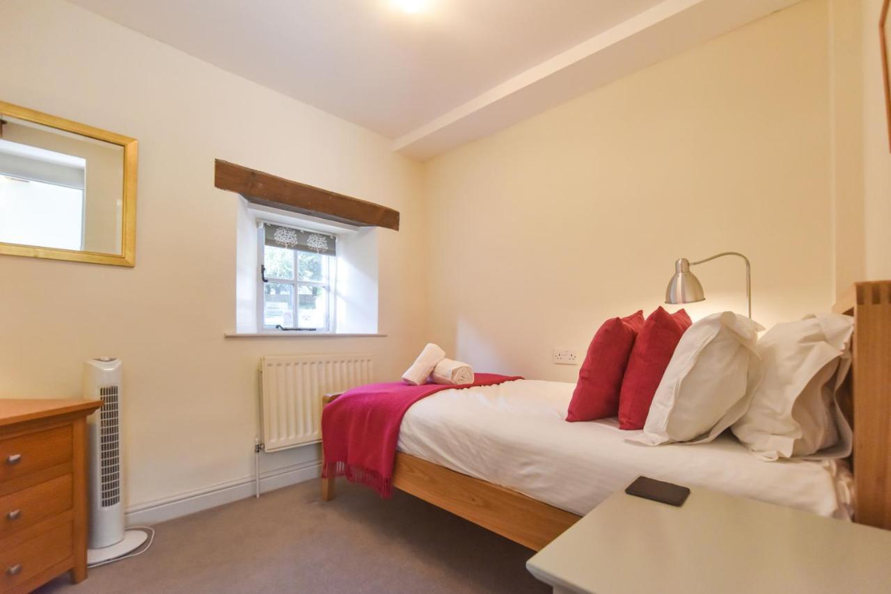 Church Farm Holiday Cottages - Pinster Cottage Ashbourne  Ngoại thất bức ảnh